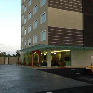 Caspari Hotel Tampin Exterior photo