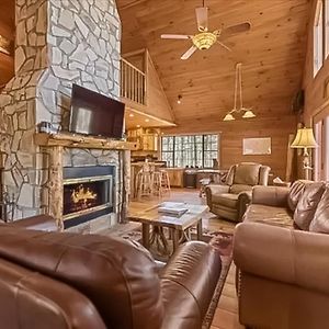 Mountain'S Edge Villa Ellijay Exterior photo