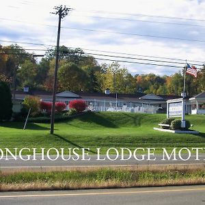 Longhouse Lodge Motel Watkins Glen Exterior photo