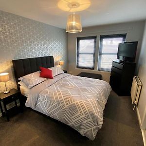 New Super 2 Bedroom Flat In Falkirk Exterior photo
