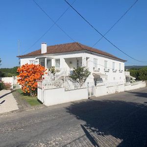 Casa Das Uveiras Pacos de Ferreira Exterior photo