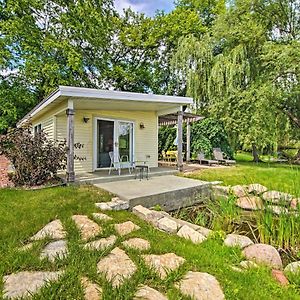 Peaceful Horicon Studio With Rock River Access! Juneau Exterior photo