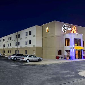 Super 8 By Wyndham Wichita North Hotel Exterior photo