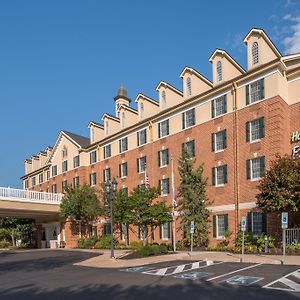 Holiday Inn Express State College At Williamsburg Square, An Ihg Hotel Exterior photo