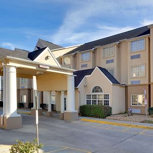 Microtel Inn And Suites Lafayette Exterior photo