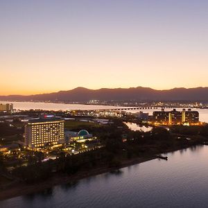 Lake Biwa Marriott Hotel Moriyama Exterior photo