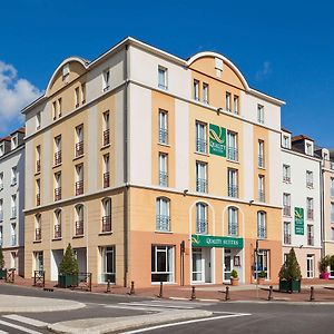 Hotel Quality Suites Maisons-Laffitte Paris Ouest Exterior photo