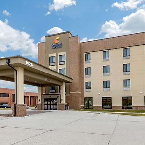 Comfort Inn & Suites West Des Moines Exterior photo