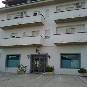 Life Hotel Ariano Irpino Exterior photo