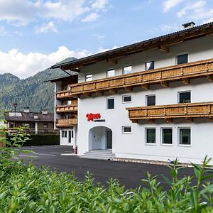 Max Studios & Apartments - Zillertal Schlitters Exterior photo