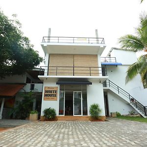 White House Holiday Resort Matara Exterior photo