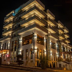 Готельно-Ресторанний Комплекс Каскад Kharkiv Exterior photo