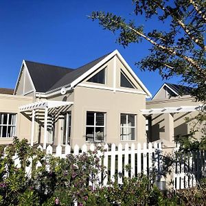 Kingswood Gardens No. 4 Villa George Exterior photo