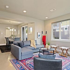 Quiet Urban Community - Designer Home With Hot Tub! Fort Collins Exterior photo