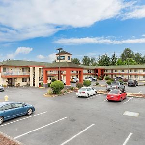 Days Inn By Wyndham Federal Way Exterior photo