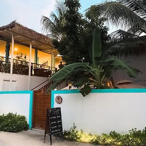 Sands Exotic Hotel & Spa Thulusdhoo Exterior photo