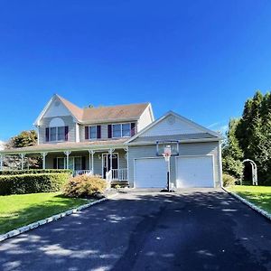 4Br Nofo Home In Heart Of Wine Country Southold Exterior photo