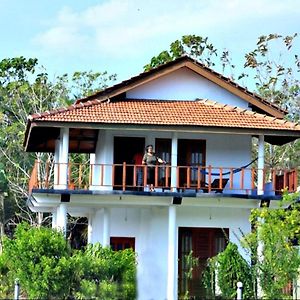 Pearl Cave Cabanas & Resturant Hotel Tangalle Exterior photo