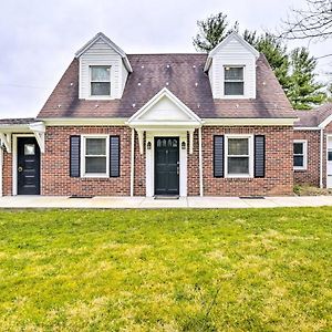 Pennsylvania Vacation Rental Close To Hiking York Exterior photo