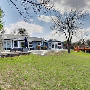 Lake Buchanan Island Hideaway With Private Beach! Bluffton Exterior photo