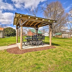 Charming Cave City Vacation Rental With Fire Pit! Exterior photo