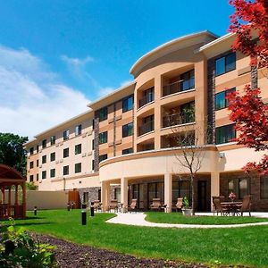 Courtyard By Marriott Paramus Exterior photo