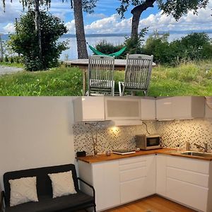 Nice Apartment With1 Bedroom Separate Living Room With A Sofa Bed And A Tiny Kitchen A Bathroom Located In Nordstrand Near By The Sea For 3 Guests With A Garden And Grill 5 Extra Guests With Extra Cost In The Cabin With Sea View Just Outside The Apar Oslo Exterior photo