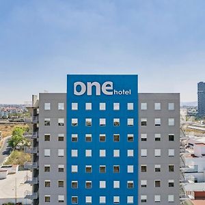 One Puebla Angelopolis Periferico Hotel Exterior photo