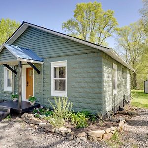 Mid-Century Modern Fayetteville Home, Walk To Town Exterior photo