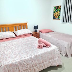 Fantastic Homestay- 2 Bedroom Unit Auckland Exterior photo
