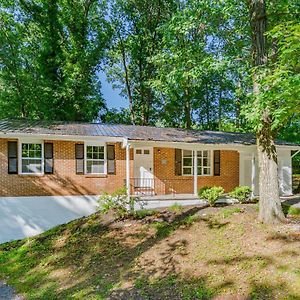 River & Kayak Cottage, Hot Tub, Deck, Grill, Wifi! Harpers Ferry Exterior photo