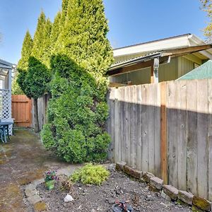 Cozy Aloha Vacation Rental With Private Deck And Yard! Exterior photo