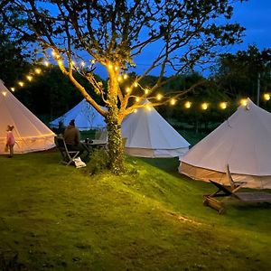 Glamping At Camp Corve Hotel Chale Exterior photo