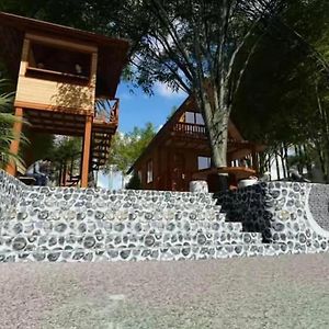 Beach Front Cabin With Treehouse Bulata Exterior photo