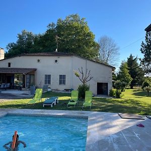 La Tour Du Sorbey - Gite Nature Familial - Piscine - 3 A 6 Pax Monsegur  Exterior photo