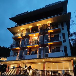 Divsai Retreat Hotel Pelling Exterior photo