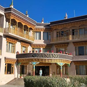 Hotel Zanang Leh Exterior photo