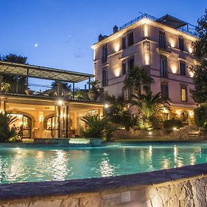 Villa Clodia Relais Manziana Exterior photo