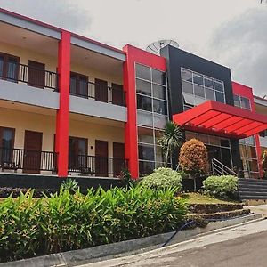 Wisma Belerang Kalianda Mitra Reddoorz Hotel Exterior photo