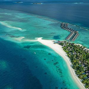 Four Seasons Resort Maldives At Landaa Giraavaru Baa Atoll Exterior photo