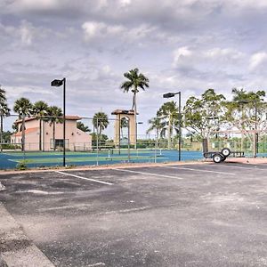 Resort Studio Rental With Community Pool In Naples! Exterior photo