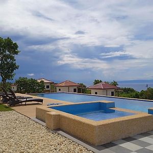 Siquijor Skylodge Mountain Resort Exterior photo