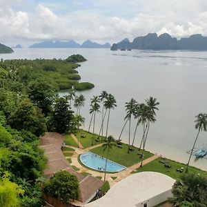 Bebeladan Beach Resort, In The Last Indigenous Corner El Nido Exterior photo