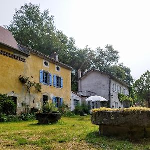Moulin De Chez Joyeux Bed & Breakfast Thiat Exterior photo