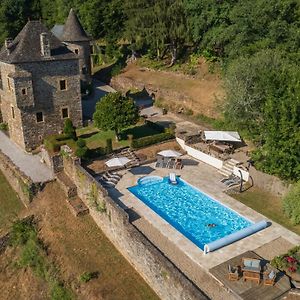 Chateau De Chauvac - Chambres Et Table D'Hotes Avec Vue Sur La Riviere Bassignac-le-Bas Exterior photo
