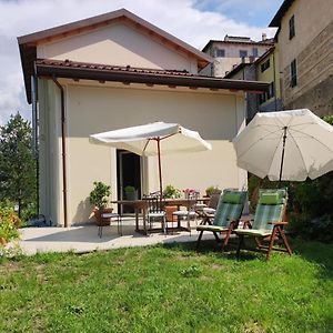 Cantoquinto Bed And Breakfast Fivizzano Exterior photo