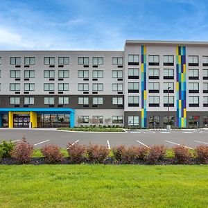 Tru By Hilton Toronto Airport West Hotel Mississauga Exterior photo
