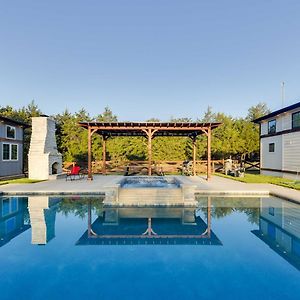 Whitney Retreat With Shared Outdoor Pool And Hot Tub! Villa Exterior photo