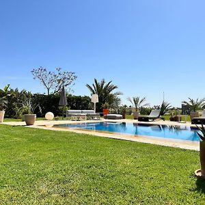 Jolie Villa Front De Golf Marrakesh Exterior photo