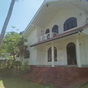 Villa Holiday House Unawatuna Exterior photo